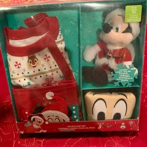 Disney Festive Mickey Mouse Gift Set - Red and Blue (0-3mos)